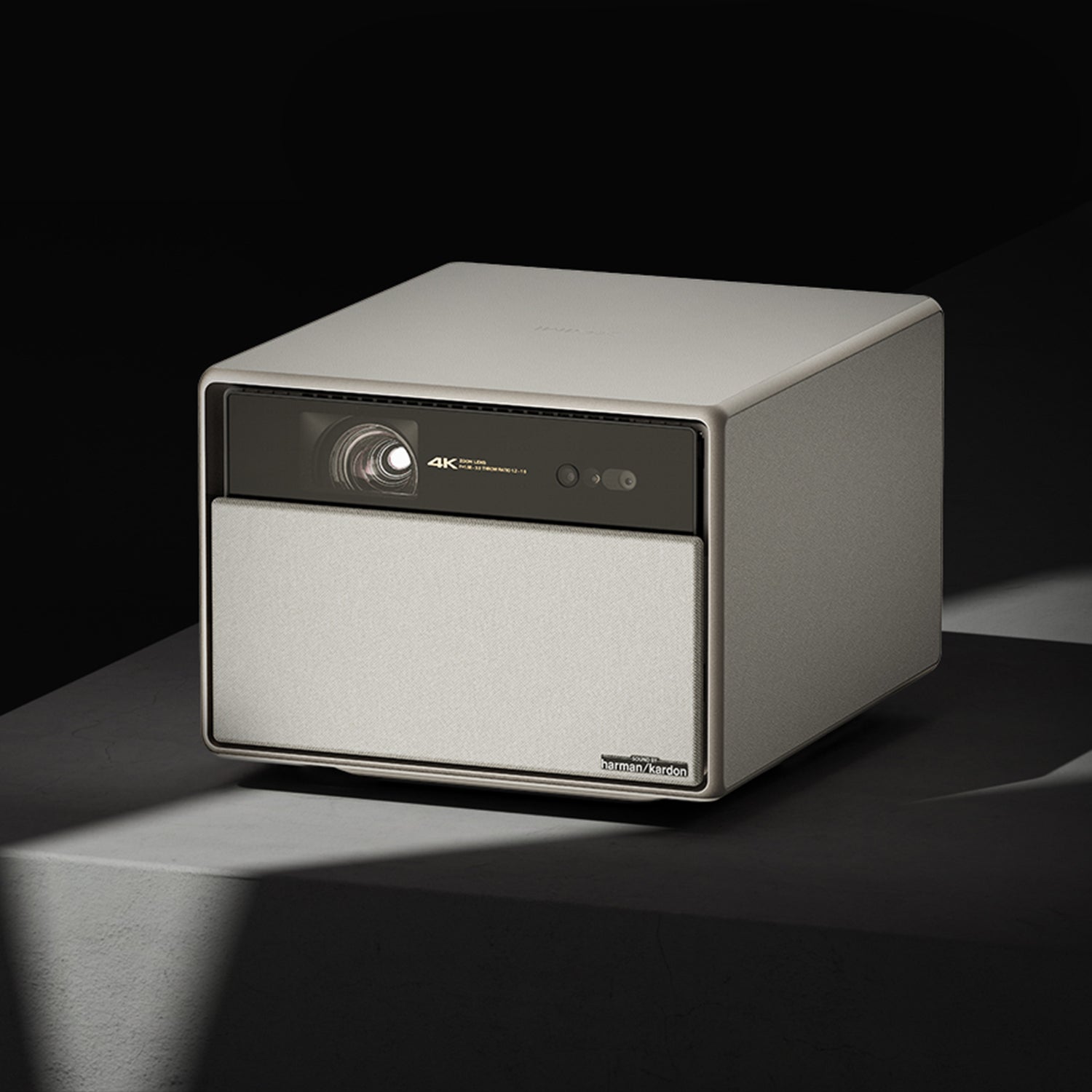 XGIMI HORIZON Ultra 4K 3D Projetor LED-Laser 2300 Lúmens ISO com Tecnologia Híbrida