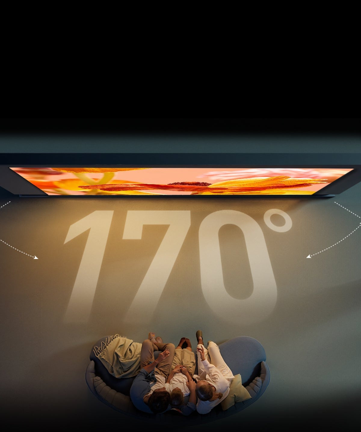 NothingProjector Black Series com ângulo de 170° para visualização ampla em família.