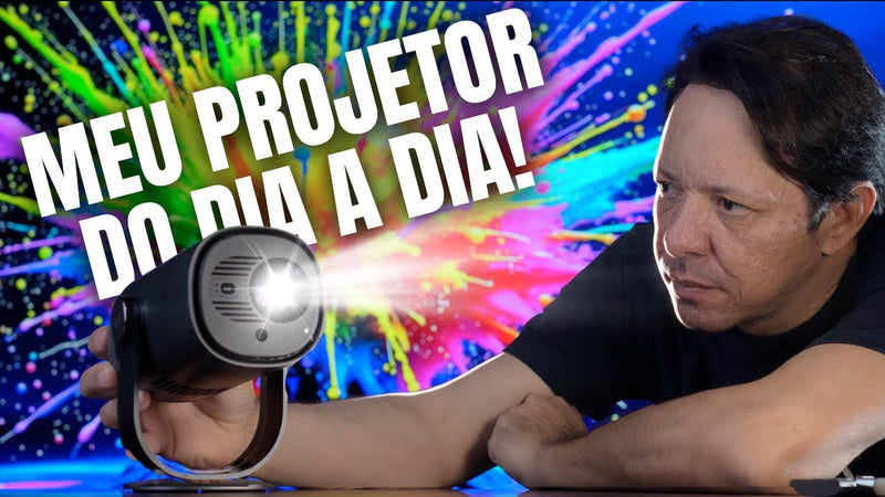 Dangbei Freedo – O Projetor Portátil que EU USO TODO DIA! Compacto, bonito e com Google TV!
